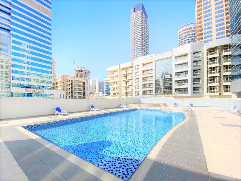 Royal Casa- Marina Diamond 2 Apartment Dubai Exterior photo